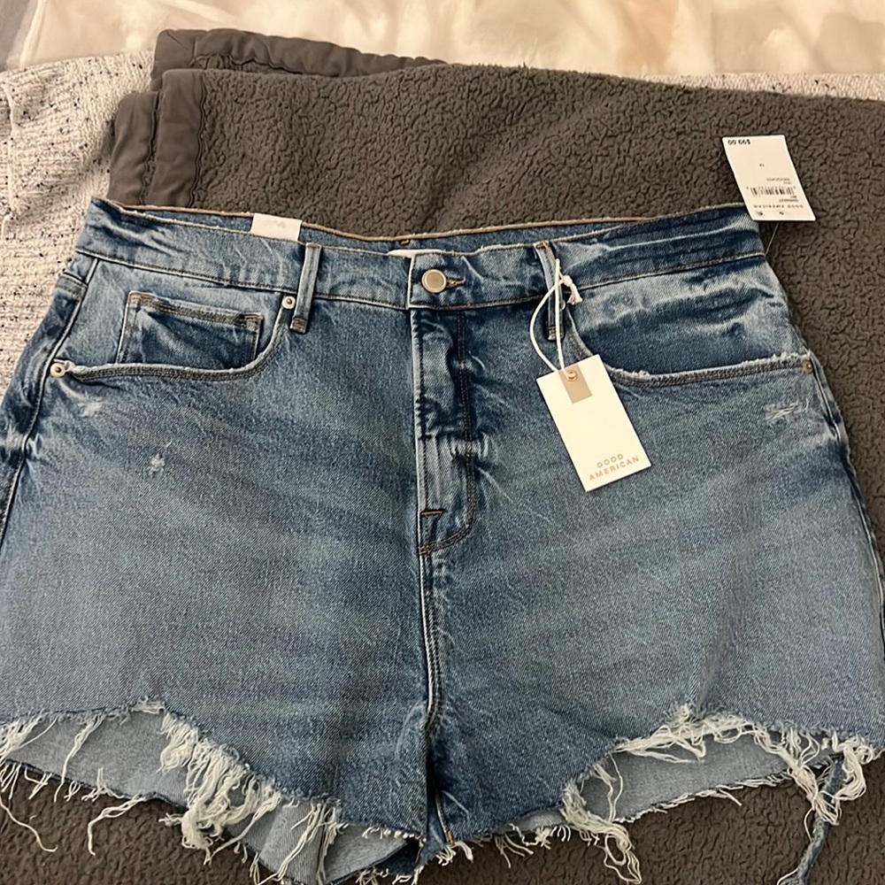 brand new good american jean shorts